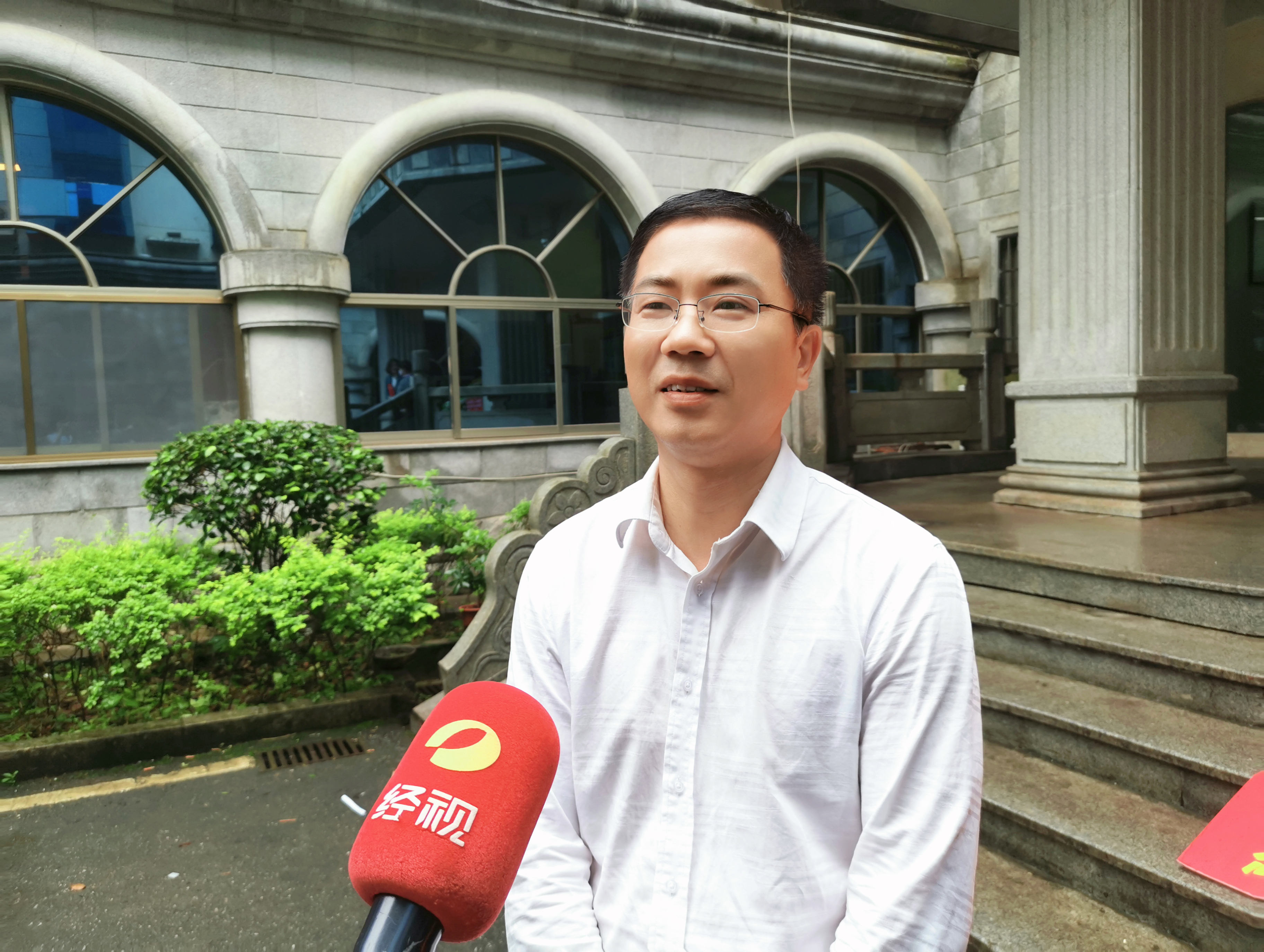 長沙清潔,長沙清潔服務,長沙專業(yè)清潔,長沙清潔公司,湖南專業(yè)清潔,長沙保潔公司,長沙專業(yè)保潔,長沙物業(yè)保潔